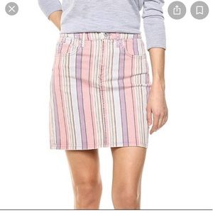 Cute jean colored skirt